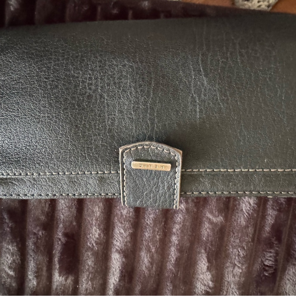Relic Black slim women’s wallet